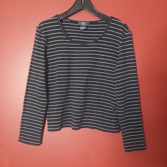 CYC Sweater Sz Medium - Picture 1 of 4